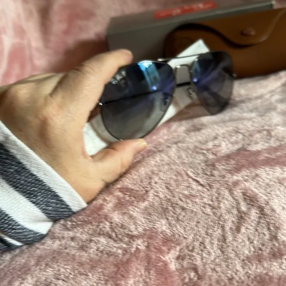 Ray-Ban Gunmetal Aviator Sunglasses - Picture 2 of 5